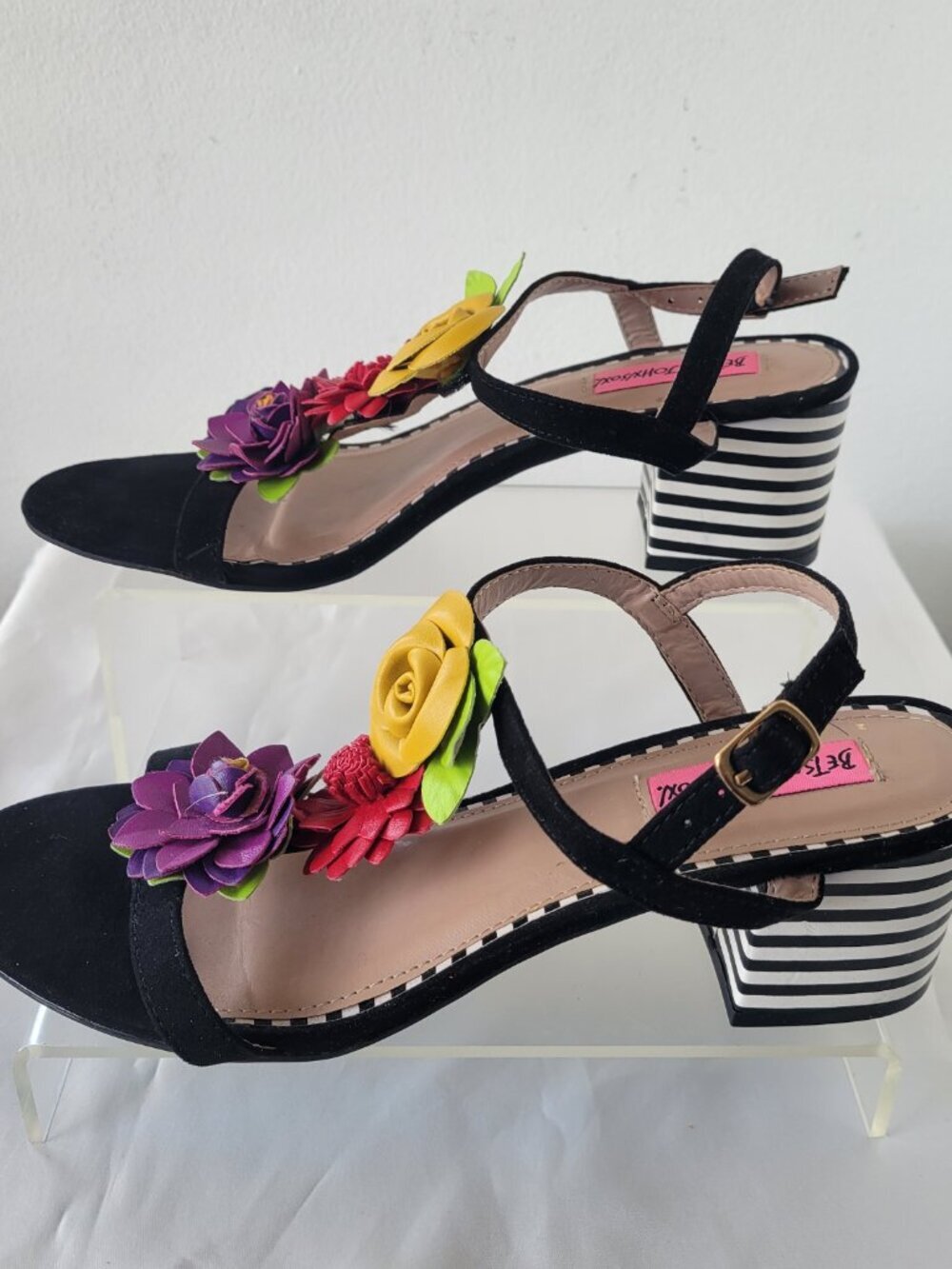 Betsey Johnson "Adde" Floral Block Heel Sandals – Size 9 - Picture 13 of 16